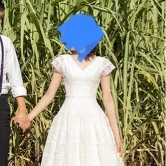 Aライン　ウェディングドレスの画像