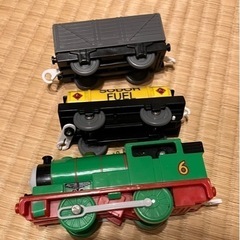 プラレール　パーシーの画像