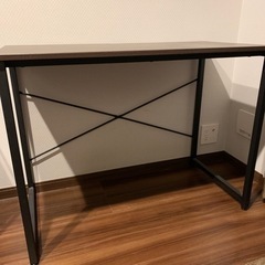 【0円】パソコンデスクの画像