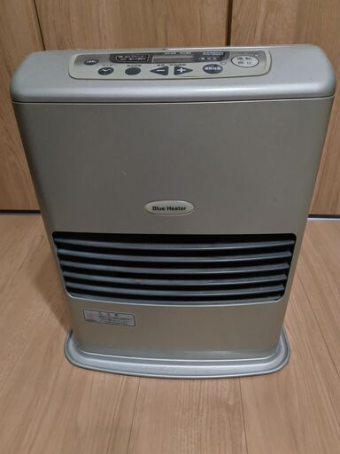 石油ファンヒーター（ポリ灯油缶付）
