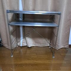 金属製の棚