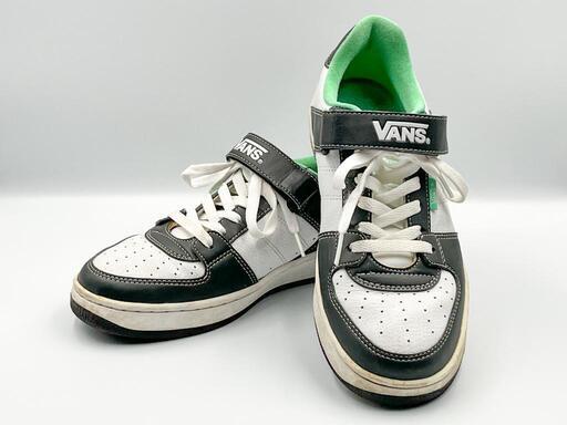 VANSスニーカー 26.5cm（V2051A　539446-0001）