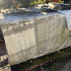 早い者勝ち！犬小屋を解体撤去して持って行ってくれる方