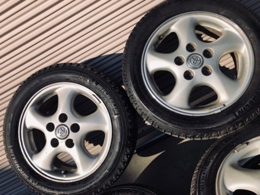 冬タイヤ ☆ 195/55R15 ☆ PCD114のアルミ付き ☆ 深溝バリ山