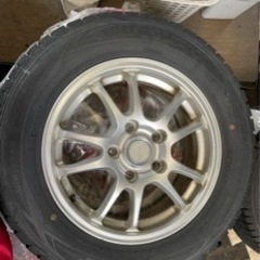 スタッドレスタイヤ