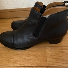 ショートブーツ　REGALの画像