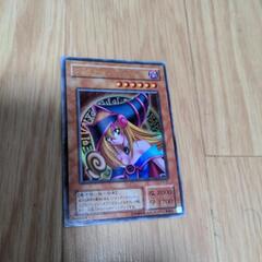 遊戯王カード　ブラック・マジシャン・ガール　難あり