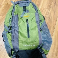 【中古美品】登山用リュック　4.5L ノンブランド