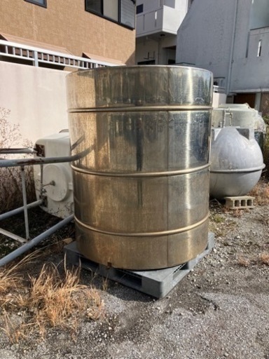 ステンレスタンク15000円