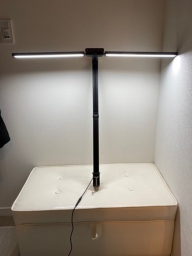 デスクランプ