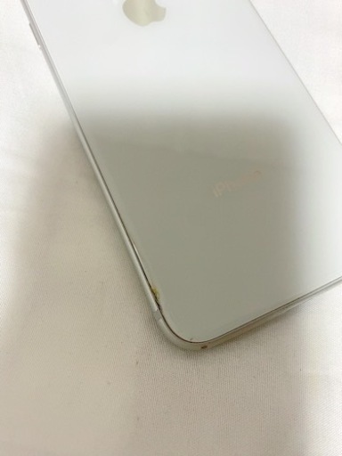 【再投】iPhone8 割れ、傷あり