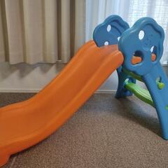 トイザらス　折りたたみすべり台の画像