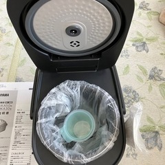 アイリスオーヤマIHジャー炊飯器RC-IKA30新品の画像