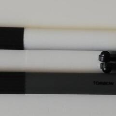 値下げ　トンボ鉛筆製のボールペンとシャープペンセットの画像
