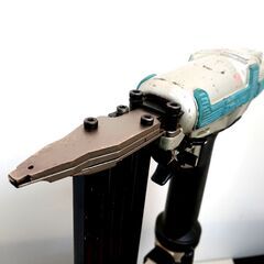 makita/マキタ 仕上釘打ち AF502 常圧 タッカ エアネイラ 　/8Jの画像
