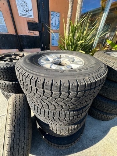 アルミ8本、スチール9本、まとめて引き取り可能な方