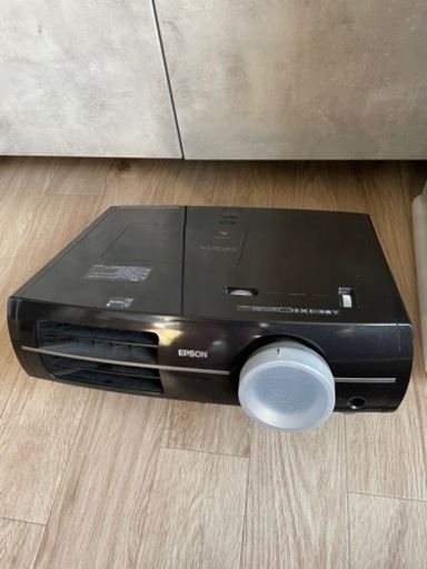 EPSON プロジェクター