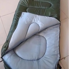 寝袋 シュラフ 封筒型　新品未使用 キャンプ　右型開き【郵送可、着払い】の画像