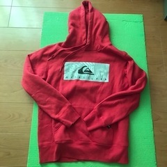 クイックシルバー　パーカー　M