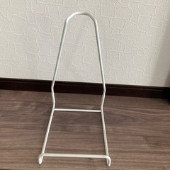 掃除機スタンドの画像