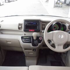 【人気の軽自動車！！】軽自動車としては圧倒的な室内空間の広さです！！の画像