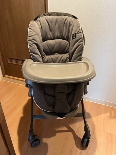 コンビ　電動ハイローチェア　コンビ ホワイトレーベル ネムリラ AUTO SWING BEDi  EG