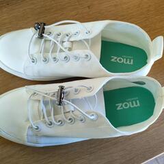 新品！　moz スニーカー　23.5
