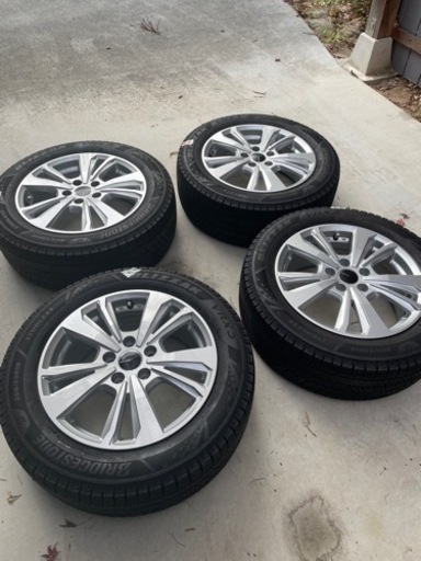 スタッドレス　ブリヂストン　ブリザックVRX3