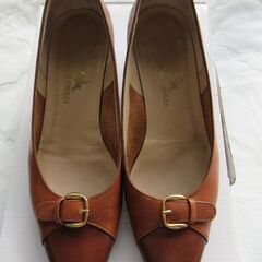 タニノクリスチ　TANINO CRISCI　ブラウンパンプス　約23㎝
