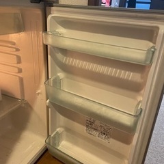 シャープ　冷蔵庫　引き取り先決まりました。の画像