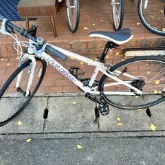 ⭐️人気⭐️ LOUIS GARNEAU（ルイガノ） 700C クロスバイク ホワイト