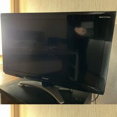 2010年製　32インチ シャープAQUOS 液晶テレビ　LC-32E7の画像