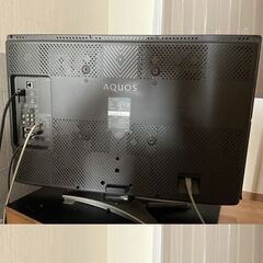 2010年製　32インチ シャープAQUOS 液晶テレビ　LC-32E7の画像