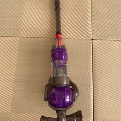 キャスドン　ダイソン　掃除機　おもちゃ