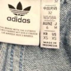 🩷adidasデニムパンツ🩷の画像