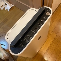 SHARP KC-F50 W 2016年製　空気清浄機