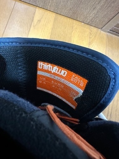 Thirtytwo LO-CUT 26〜26.5