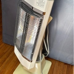 大幅値下げ‼️取り引きが早い方必見‼️ダイキン 遠赤外線暖房器 ...