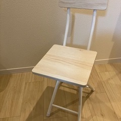 ニトリ　折りたたみチェア　椅子