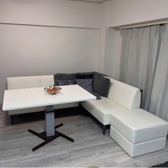 カウチソファ　レザー調　200×160  ホワイト　オットマン付き
