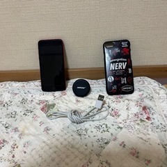 手渡し限定‪価格！おまけが一杯 Apple iPhone SE 第3世代 64GB レッドの画像