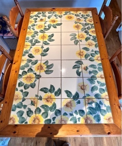 Pire1 Imports（ピアワンインポート）のダイニングテーブル