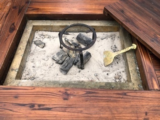 杉無垢材の囲炉裏テーブル 五徳&灰もセット 120cm×80cm×35cm