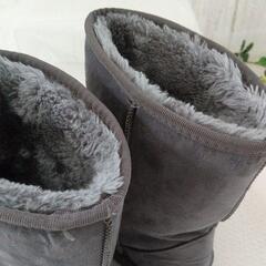 ボアブーツ 濃いめグレー 23cm ミドル スウェード調 可愛い ★バックスキンの画像