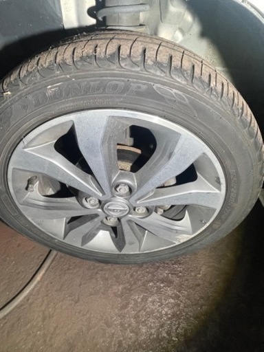 15インチ　アルミホイール　タイヤ付き4本セット　値下げ交渉受け付けます