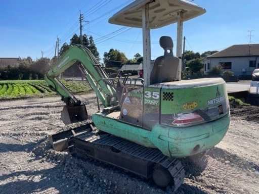 ユンボ　pc35クラス　