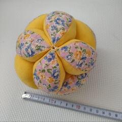 ハンドメイド　ボール　綿　の画像