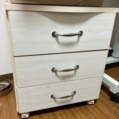 メイクチェストの画像