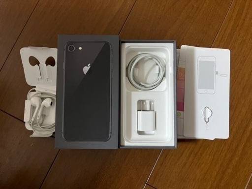 iPhone 8 スペースグレイ外箱＆アクセサリーセット