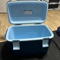 クーラーボックス